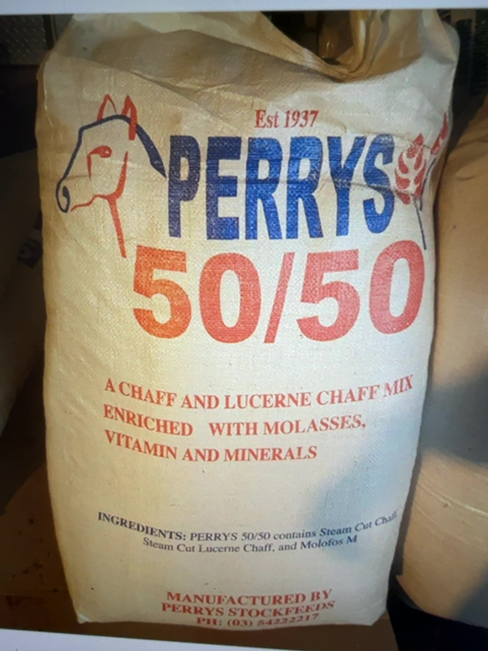 PERRYS 50/50 MIX CHAFF WITH MOLASSES 20KG